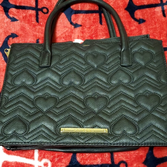 Purse - Picture 2 of 3